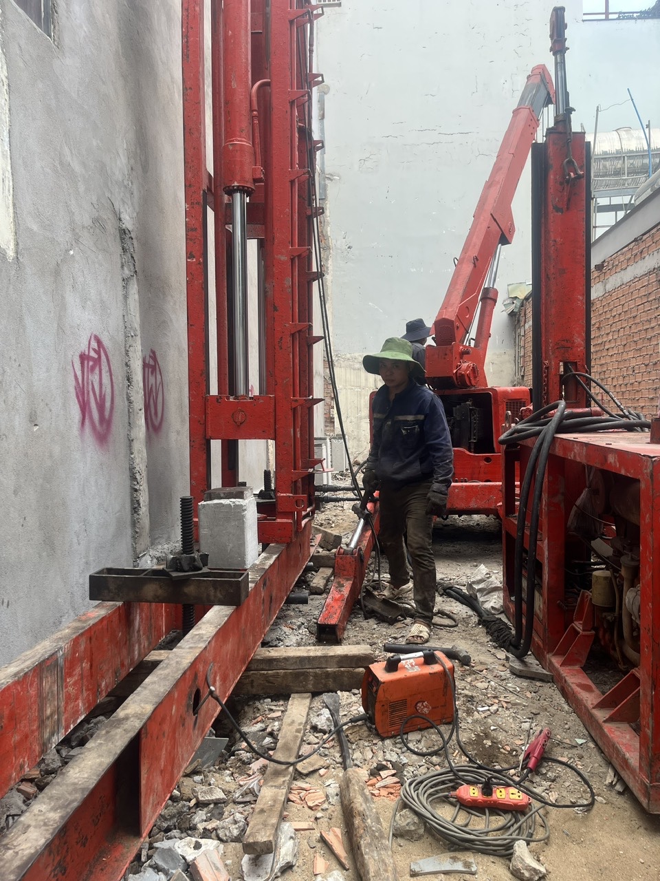 Xây Dựng Hóc Môn