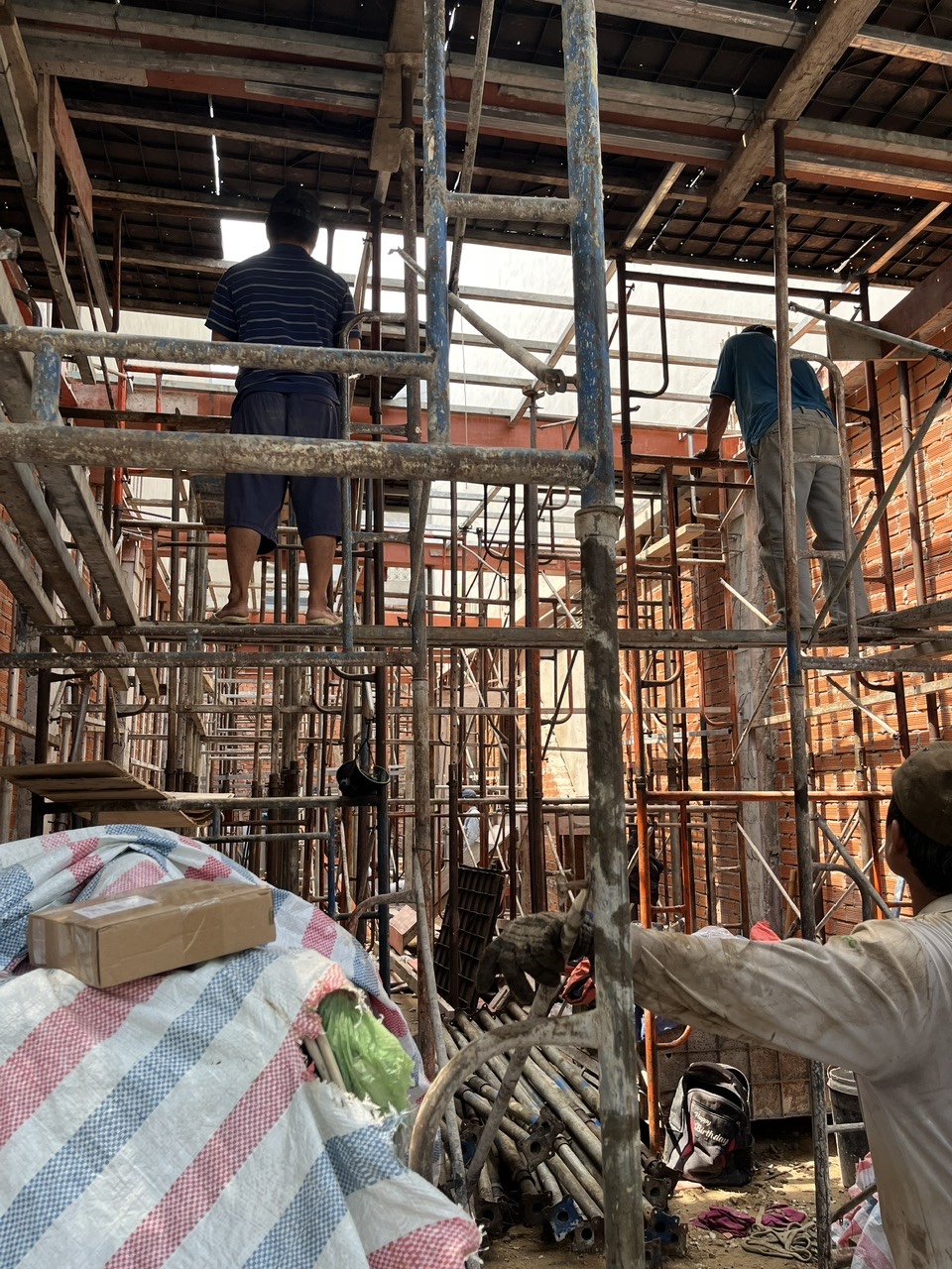 Xây Dựng Hóc Môn